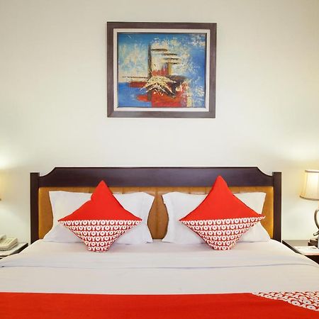 Oyo 108 Hotel Surya 자카르타 외부 사진