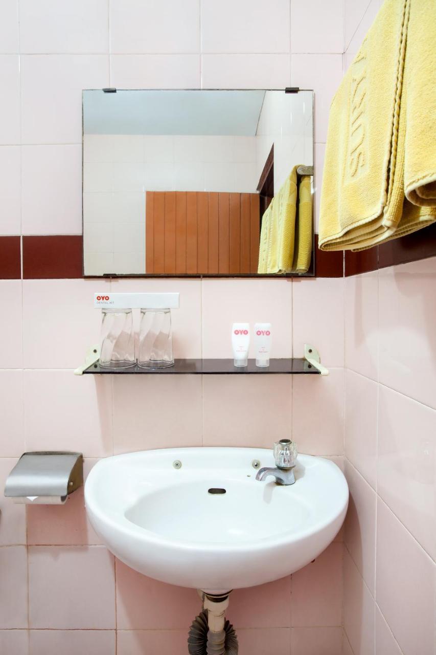 Oyo 108 Hotel Surya 자카르타 외부 사진