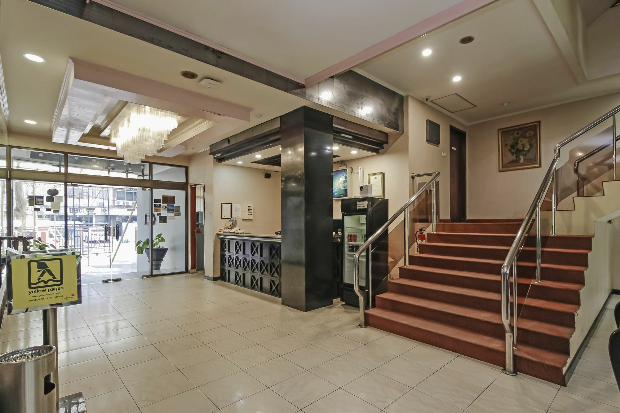 Oyo 108 Hotel Surya 자카르타 외부 사진