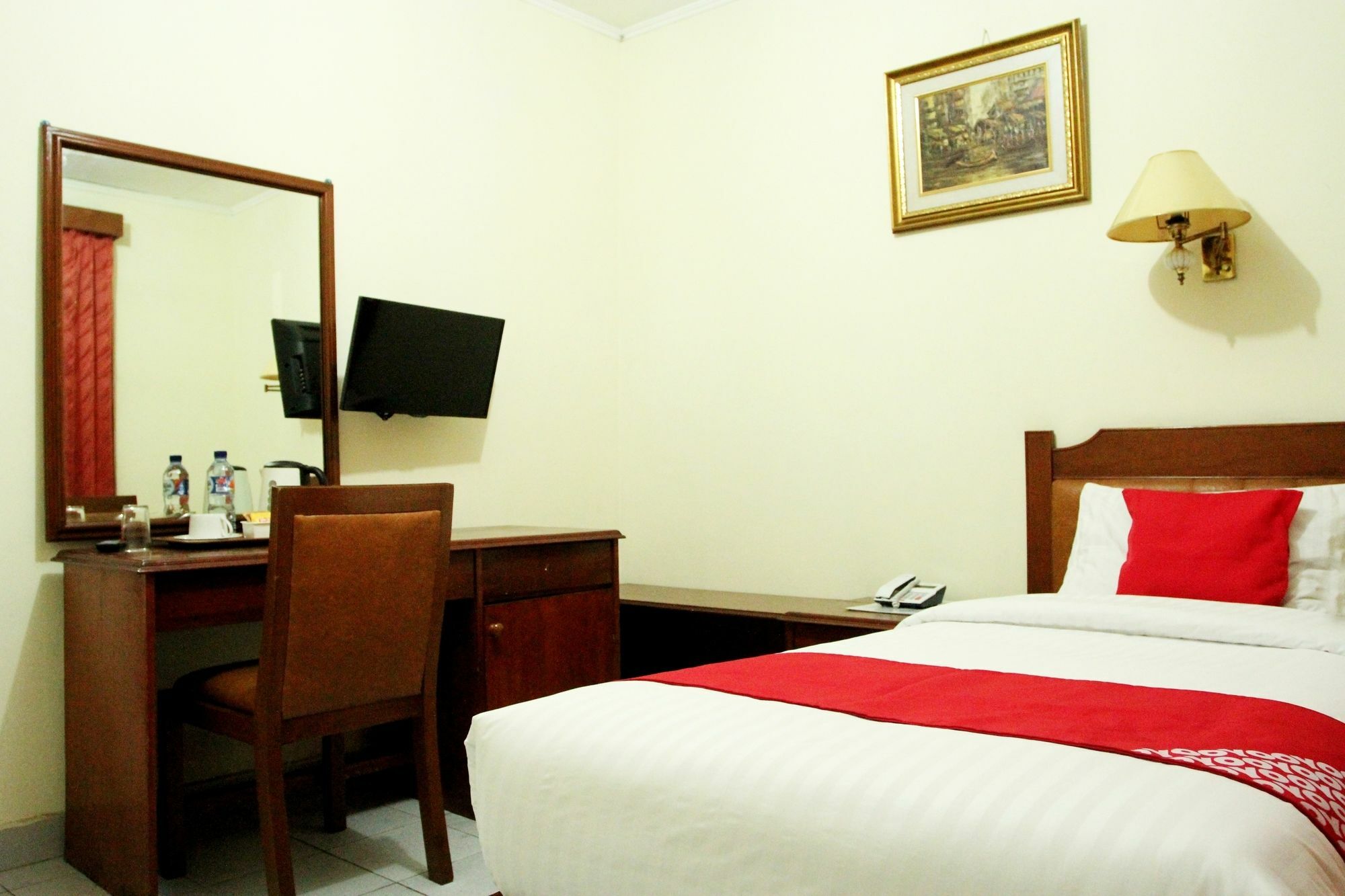 Oyo 108 Hotel Surya 자카르타 외부 사진